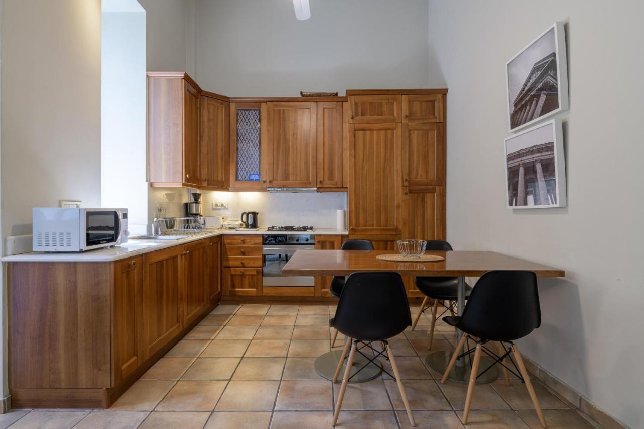 A Beautiful 2 Bdr House In The Heart Of Plaka Vila Atenas Exterior foto
