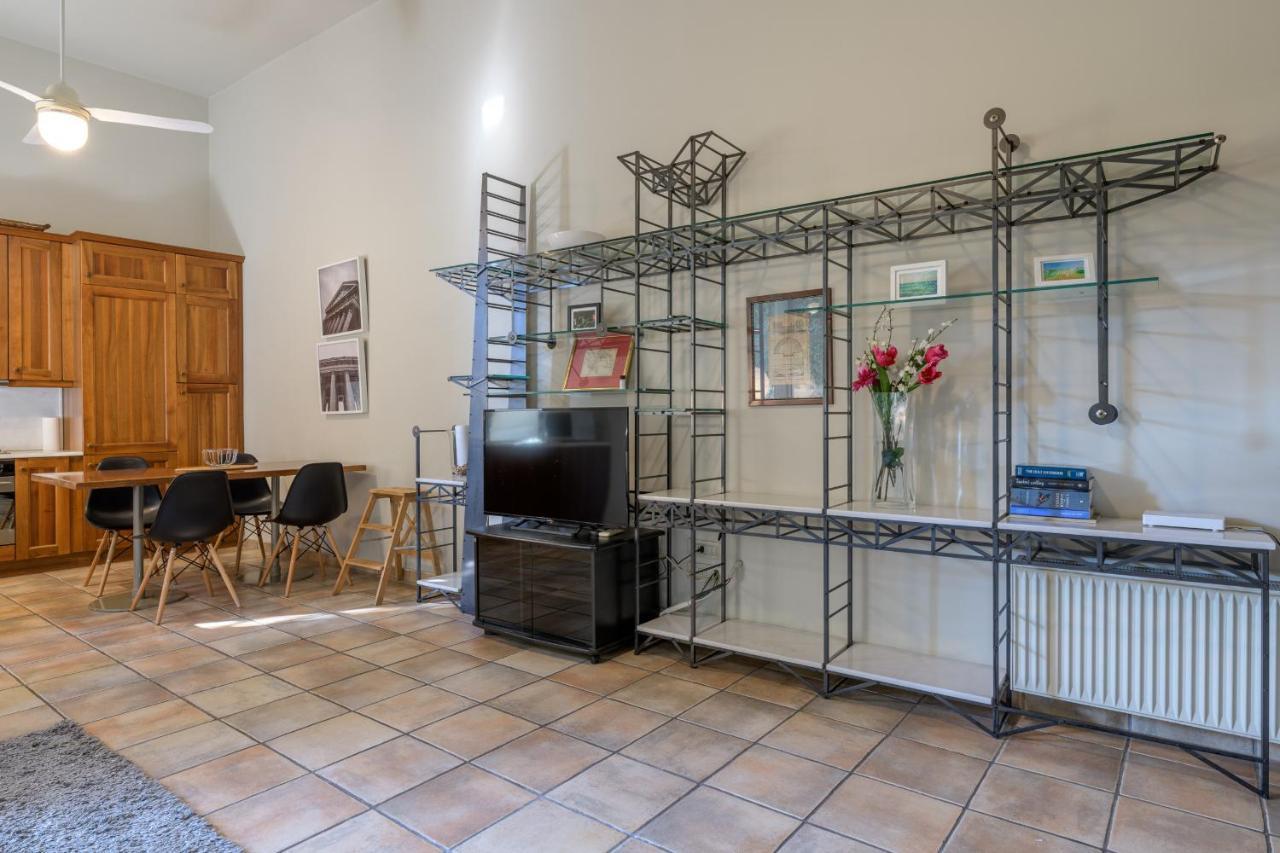 A Beautiful 2 Bdr House In The Heart Of Plaka Vila Atenas Exterior foto